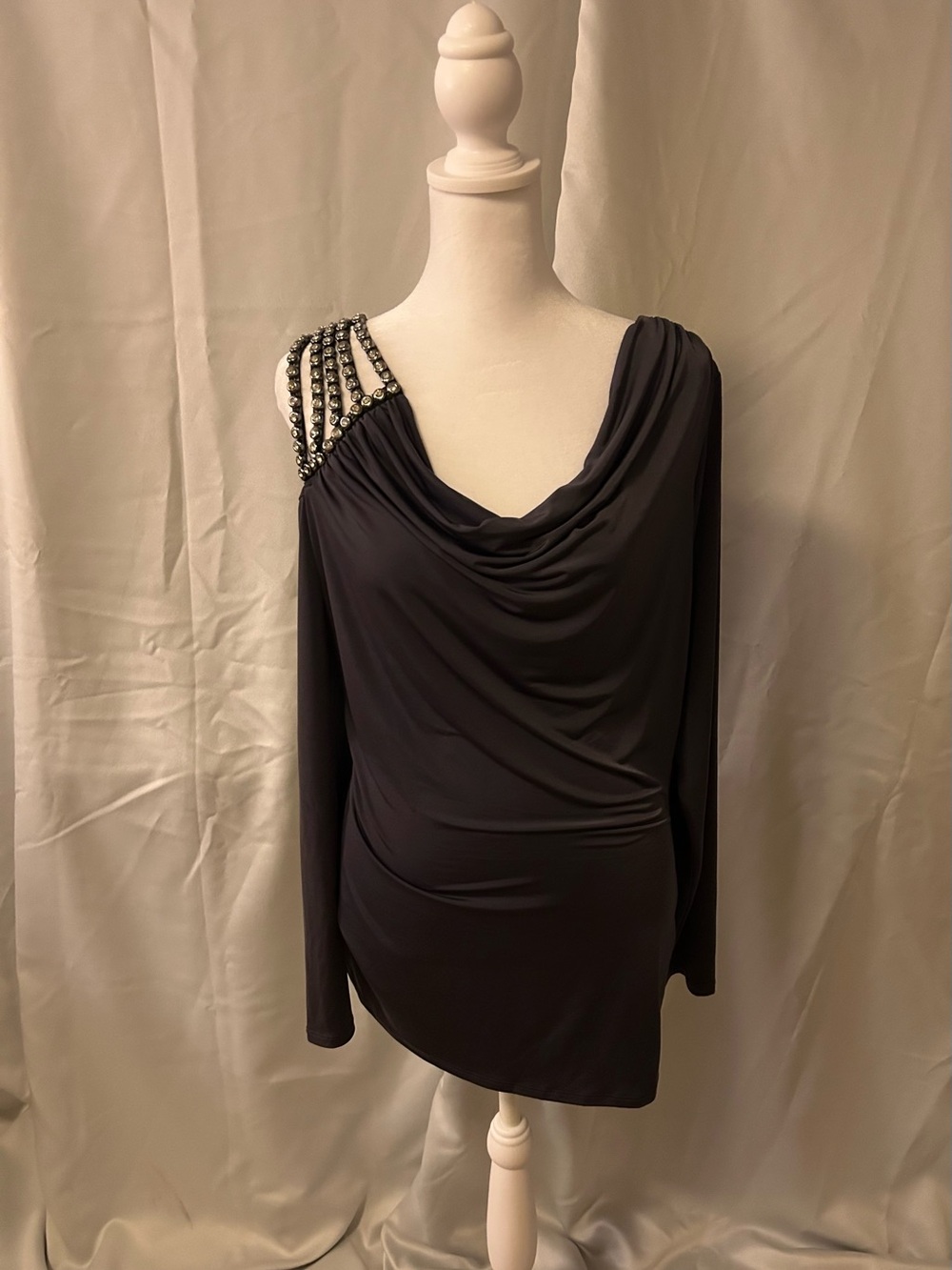 VENUS Embellished One-Shoulder Long Sleeve Top